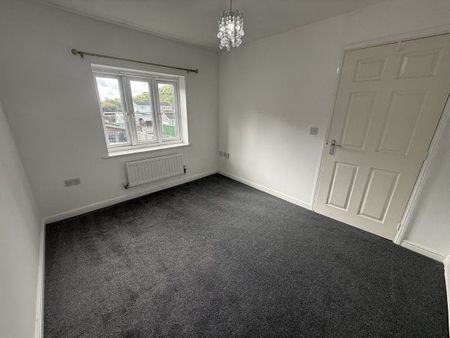 Llys Rhaeadr, Swansea, SA9 - Photo 2