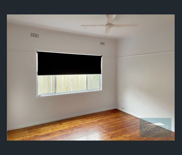 Modern Comfort Meets Prime Frankston Location - Photo 1