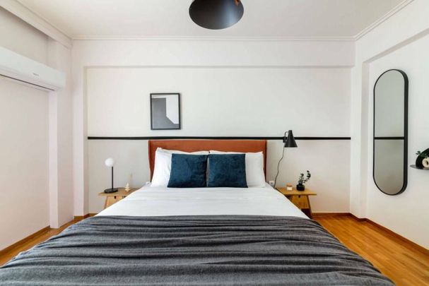 Ενοικίαση κατοικίας, 92 τ.μ., Γλυφάδα, 1.254 € - Photo 1