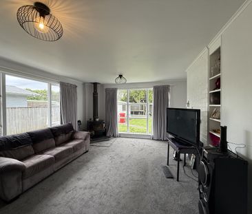 3 Bedroom - Location & Sunshine - Photo 1