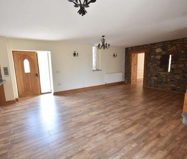 New West Hall Barn, West Aberthaw, Barry CF62 4JA - Photo 2