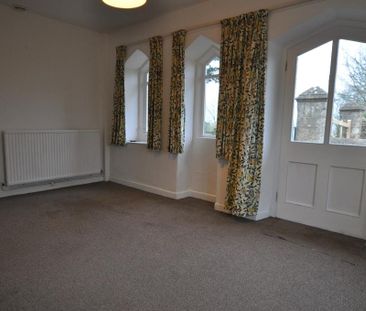 2 bedroom detached house to rent - Photo 2