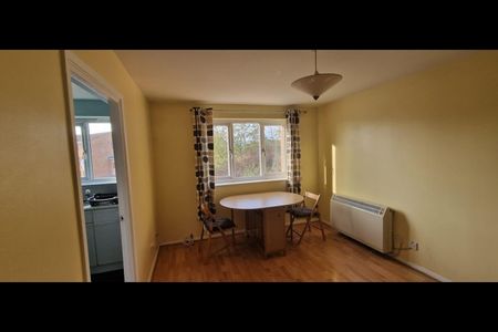 1 Bed Flat, Redrup House, SE14 - Photo 5