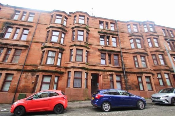 Laverockhall Street, Glasgow, G21 - Photo 1