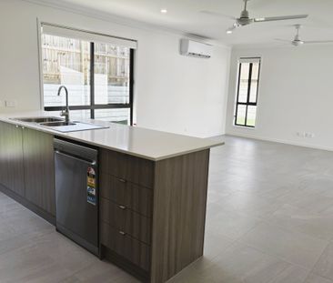 17 Provence Place, Greenbank QLD 4124 - House For Rent | Domain - Photo 5