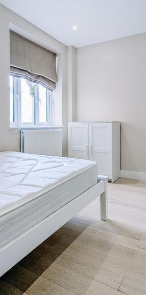 1 bedroom in a flat share to rent - Photo 1