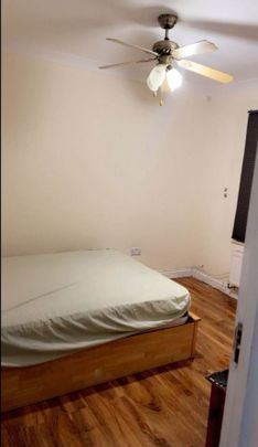 Room in a Shared House, Grange Road, IG1 - Photo 1