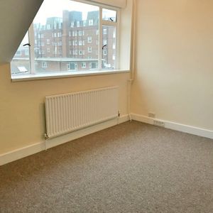 1 Bedroom Flat, The Drive, Hove - Photo 2