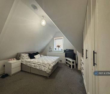 3 bedroom penthouse to rent - Photo 4