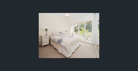 Re-imagined living and design, modern two bedroom apartment in the heart of Maroubra - Photo 5