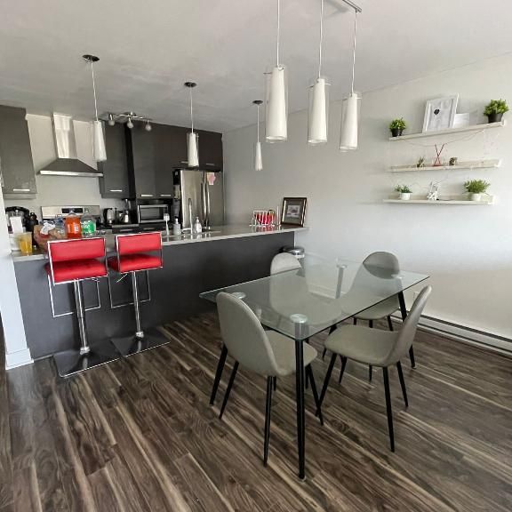 Condo 4 1/2 + Den | Occupation Immédiate - Photo 1