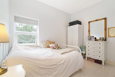 Luxor Street , SE5 9QN - Photo 3