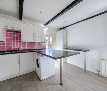 2 bedroom semi-detached house to rent - Photo 6