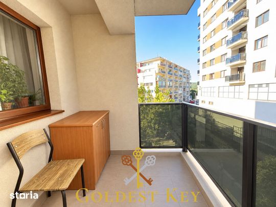 Apartament cu 2 camere, balcon BACIU zona Petrom - Fotografie 1