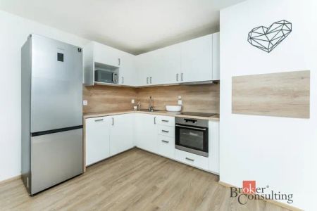 Pronájem bytu 3+kk 72 m - Fotografie 5