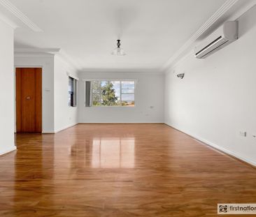 Spacious Family Home in Quiet Cul-de-Sac - Photo 3