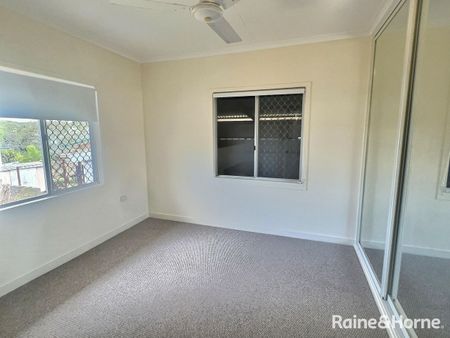 27 Cockatoo Drive, New Auckland, QLD 4680 - Photo 5