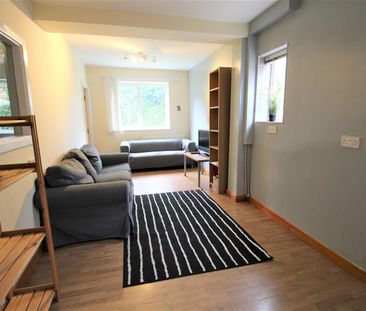 5 bedroom semi-detached house to rent - Photo 1