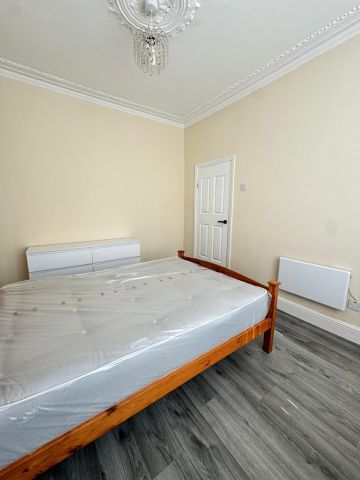 Room in a Shared House, Rossett Street, L6 - Photo 5