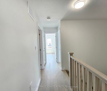 For Lease - 61 Copperhill Heights, Barrie, Ontario - Photo 4