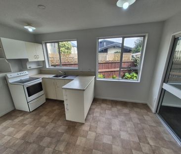 1/6 Bowman Place, Sockburn - Photo 2