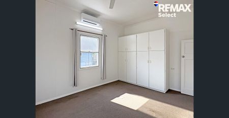 Spacious 2-Bedroom Home with Entertainers Deck! - Photo 4