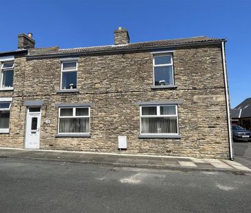 3 bedroom end of terrace house to rent - Photo 3