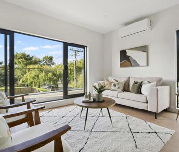 Brand New 3 bedroom 2 bathroom luxury - Photo 3