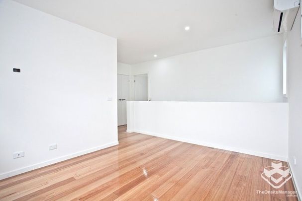 Convenient Location - Photo 1