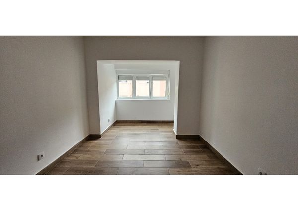 Apartamento T2 em Setúbal
