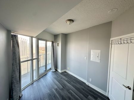 For Lease - 50 Absolute Avenue Unit# 1609, Mississauga, Ontario - Photo 3