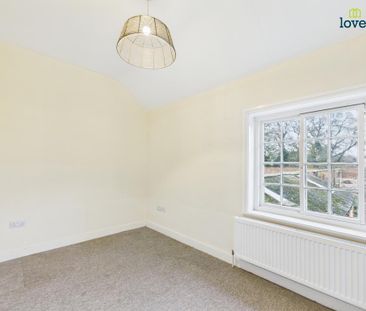 3 bedroom end of terrace house to rent - Photo 2