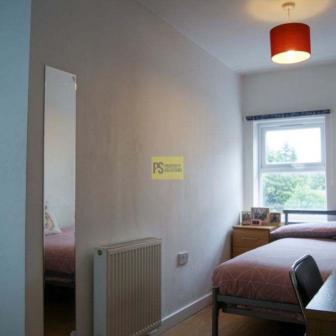 165 Tiverton Road - Photo 1