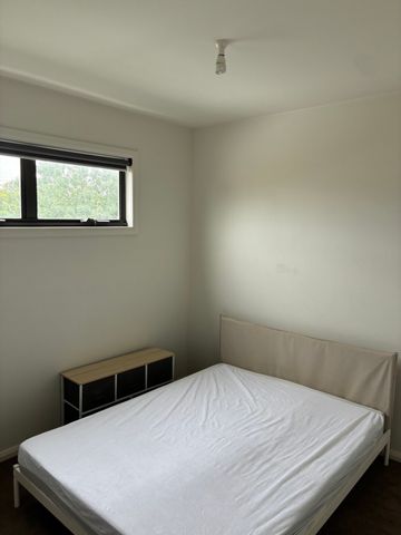 West Footscray - Photo 3