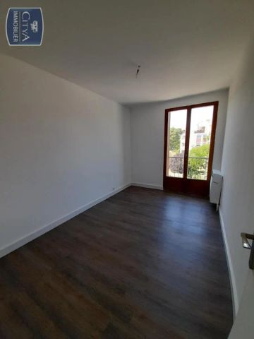 Appartement à louer 4 pièces 70m² - Photo 2