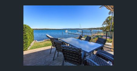 Waterfront Townhouse Offering Space, Comfort & Location - Photo 5