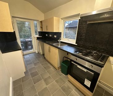 Knotts Lane, Colne - Photo 2