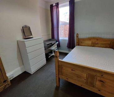 Ground Floor Flat, Polsloe Road, EX1 - Photo 3