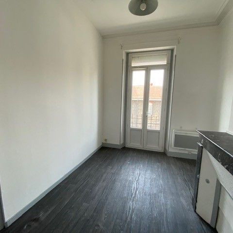 Location Appartement 2 pièces 39m² BORDEAUX 33000 - Photo 1