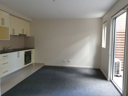 G04/6 Hope Street, Brunswick VIC 3056 - Photo 3