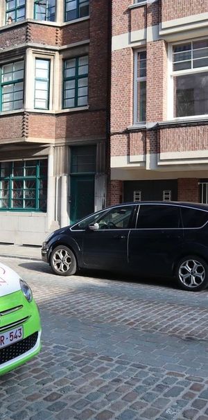 Appartement te huur in Berchem voor € 1.045 met 1 slaapkamer - foto 1