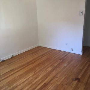 6 1/2, Rez-de-Chaussée Duplex avec sous-sol et jardin a Verdun - Photo 2