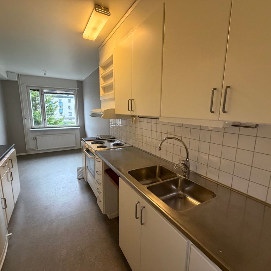 Spjutgatan 23 – 3rok (lgh 0321) - Foto 1