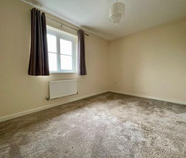 2 Bed House - townhouse - Photo 3