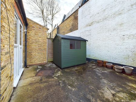 St Margarets Road, St Margarets - 1 bedroomProperty for lettings - Chasebuchanan - Photo 5