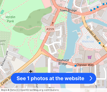 Freshwater View, Northwich, CW8 - Photo 1
