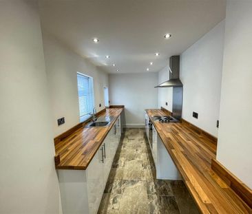 2 bedroom terraced house to rent - Photo 6