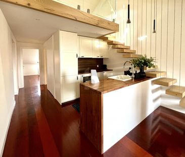 SUPERB ATTIQUE MEUBLÉ À DEUX PAS DU LAC - Foto 2