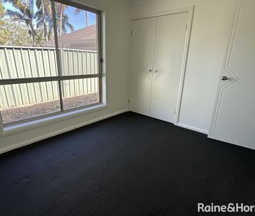 Freshly Painted Three Bedroom Family Home - Photo 1