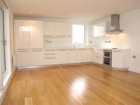 Hardwicks Square, London, SW18 4LP - Photo 3